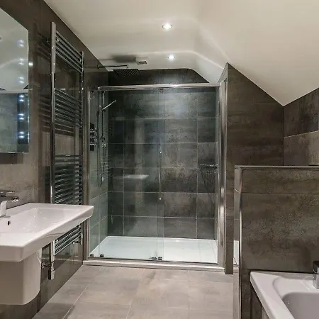 Carus Town House No 5 * Kendal